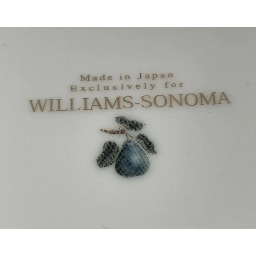 Williams Sonoma WSO35 Salad Plate Dark Green Pear Excellent
